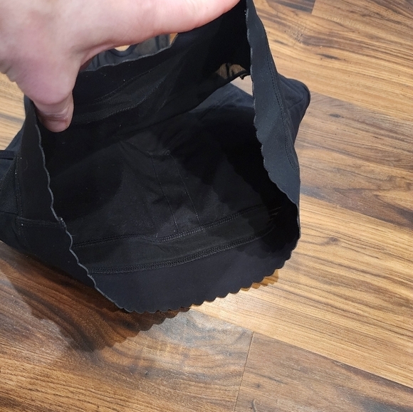 Zyia sports bra Scalloped hem - Picture 4 of 4